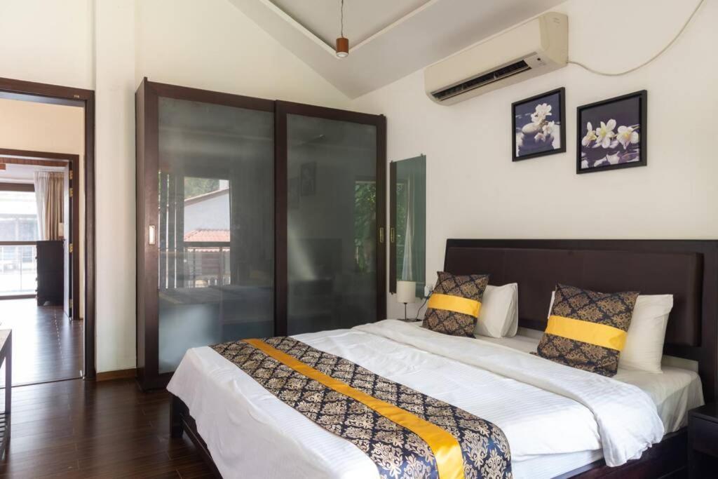 Ochre Villa- Luxury property in Assagaon / Vagator Esterno foto