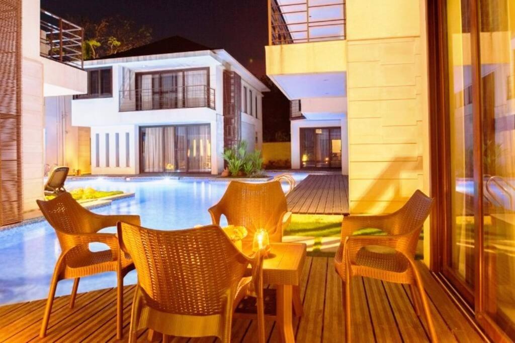 Ochre Villa- Luxury property in Assagaon / Vagator Esterno foto